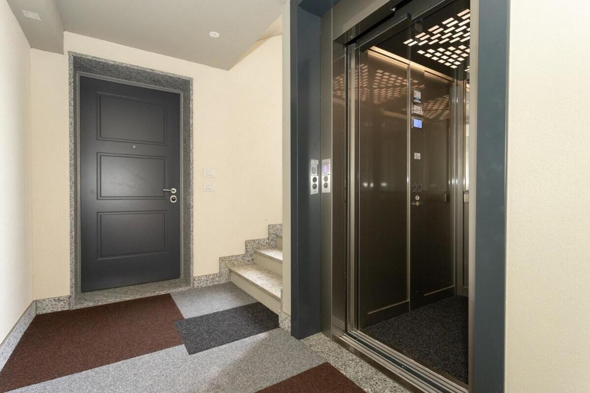 Palazzo Mazzini Hotell Cornaredo Exteriör bild