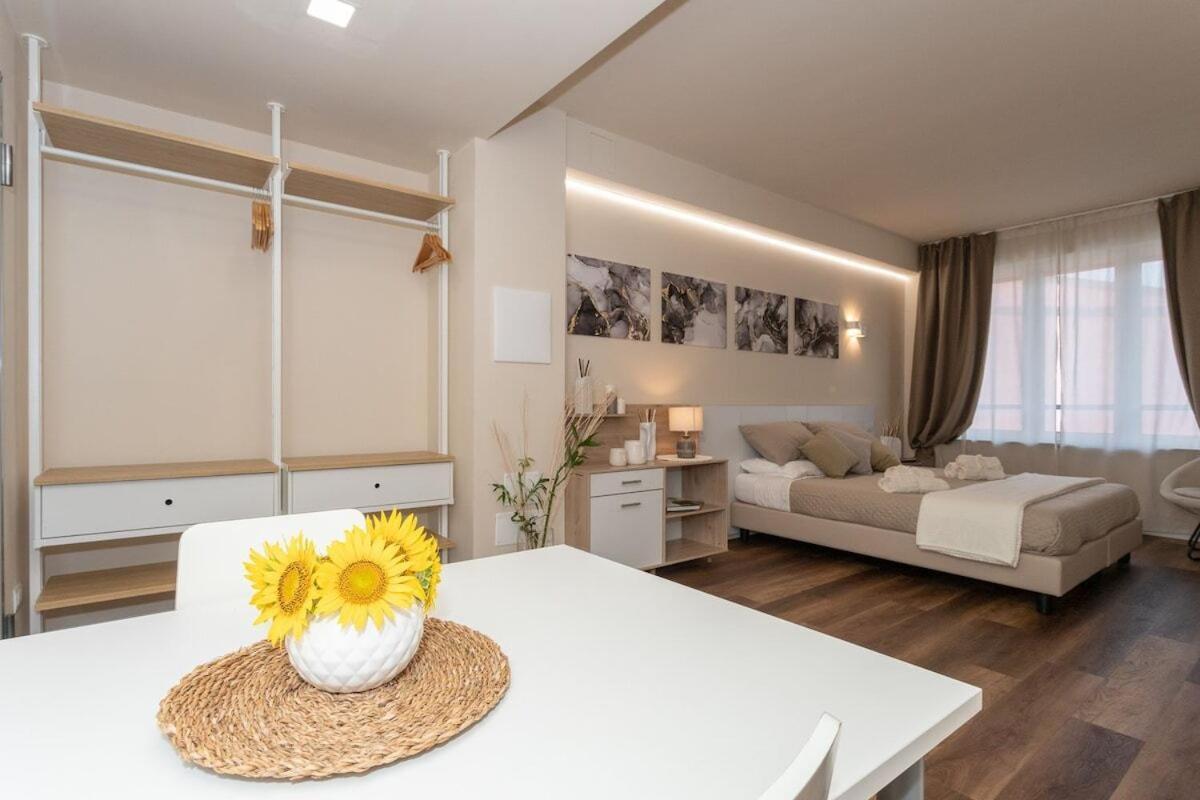 Palazzo Mazzini Hotell Cornaredo Rum bild
