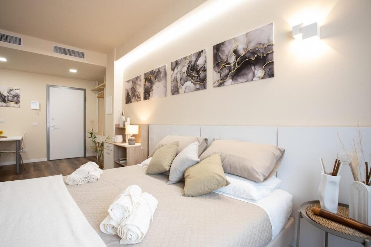 Palazzo Mazzini Hotell Cornaredo Rum bild