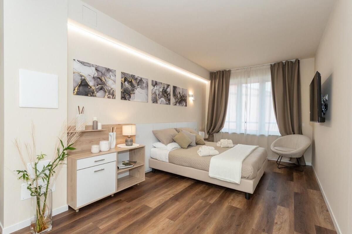 Palazzo Mazzini Hotell Cornaredo Rum bild